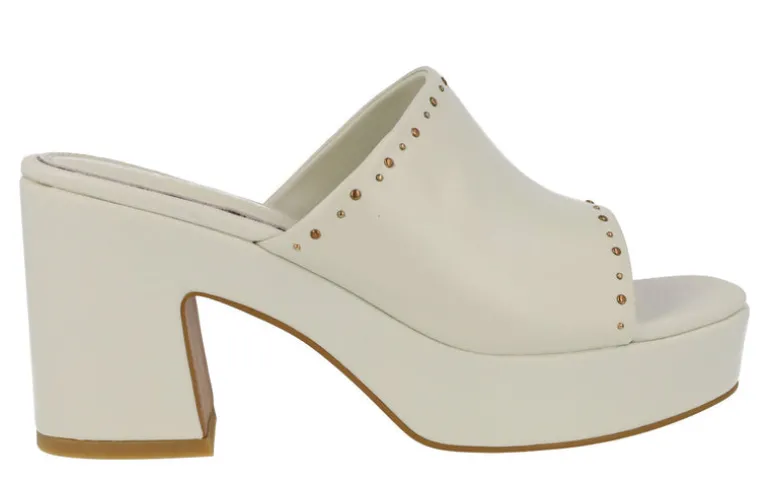 Zuecos de piel con plataforma Nursia