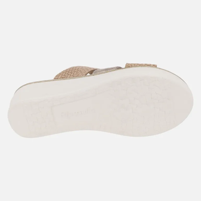 Zuecos de piel en combinado cuero y metal con efecto trenzado