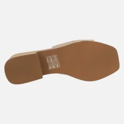 Zuecos de piel Minerva con adorno metálico