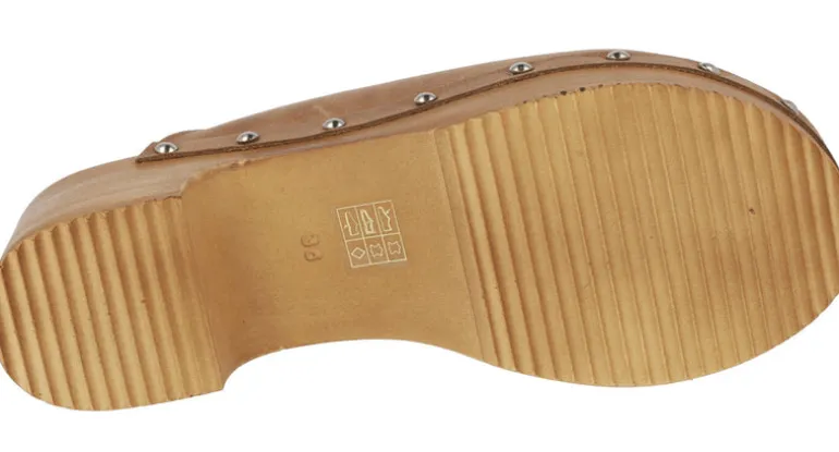 Zuecos de piel para mujer con tachas Help the trees