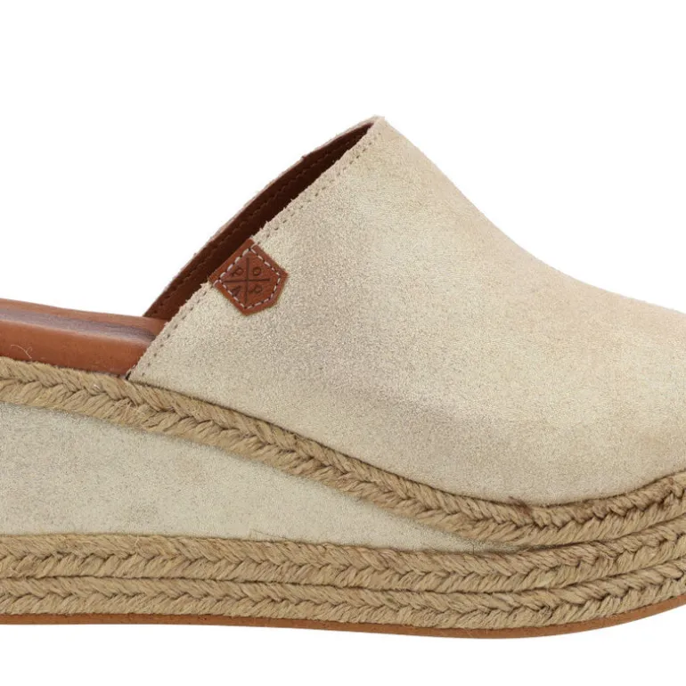 Zuecos de serraje beige metalizado Arenita Boreal