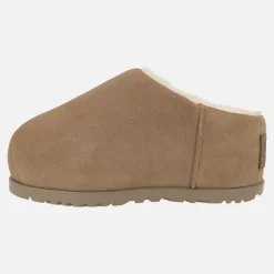 Zuecos para mujer forrados de pelo Ugg Pumped Slide con plataforma