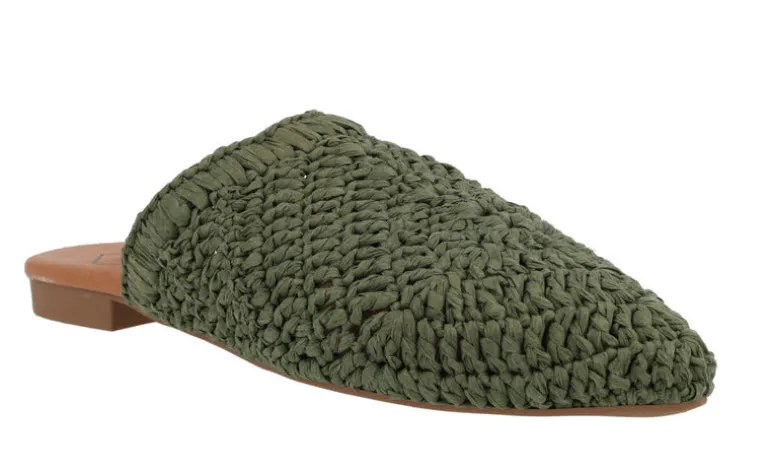 Zuecos planos estilo babuchas en tejido crochet