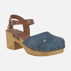 Zuecos Tiziana en combinado denim con pulsera al tobillo y tachas